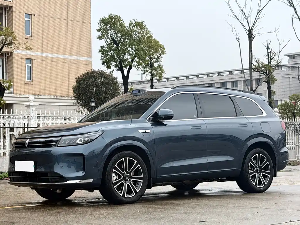 AITO ASK THE WORLD M7