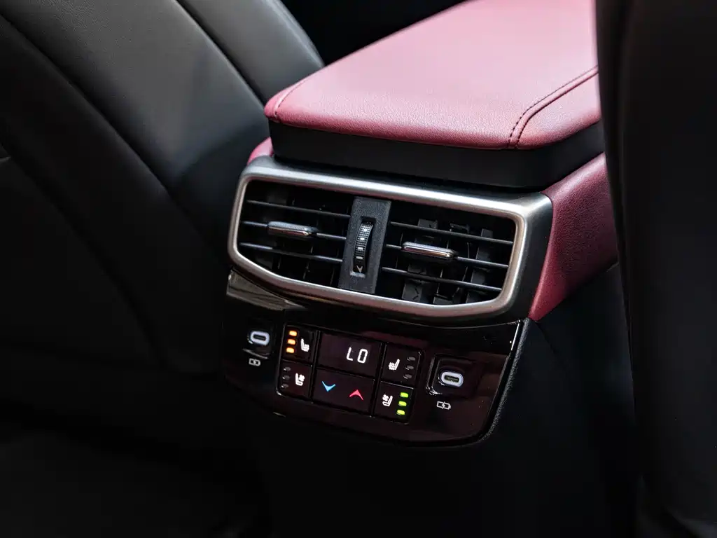 Lexus RX — миниатюра 13