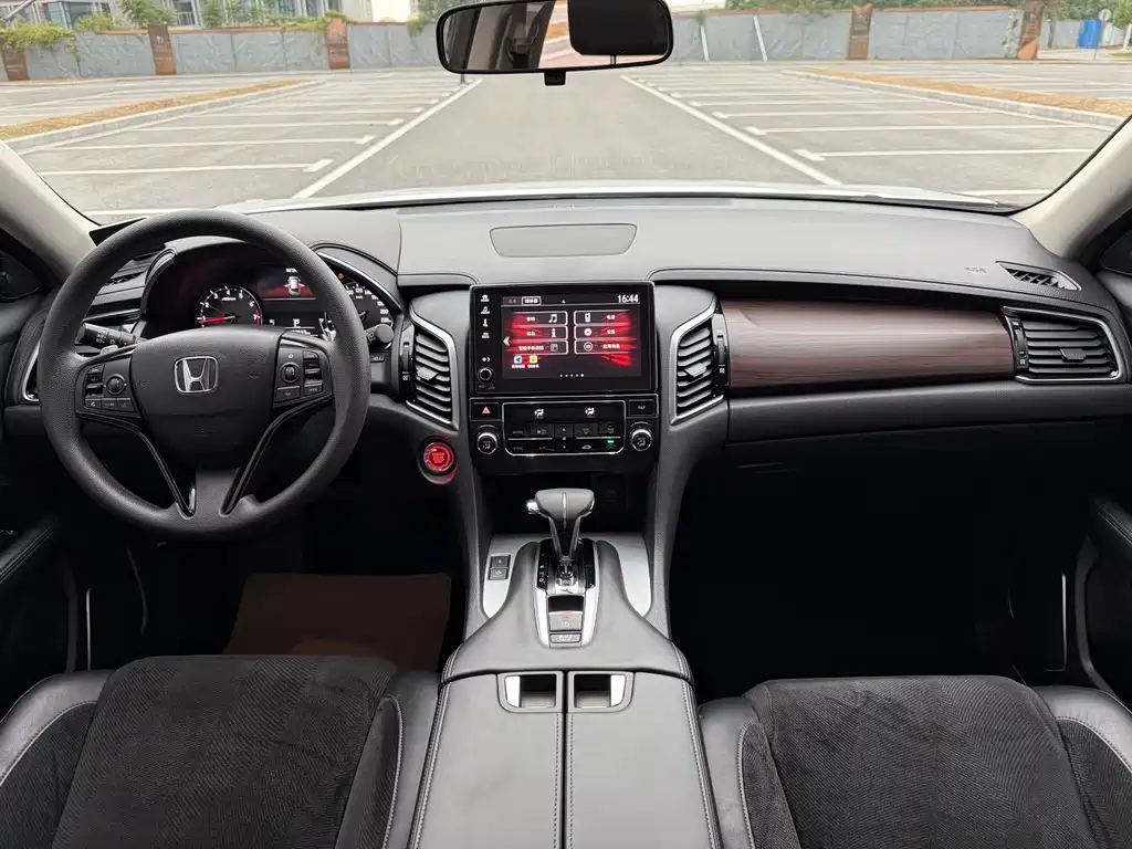 Honda Avancier — миниатюра 13