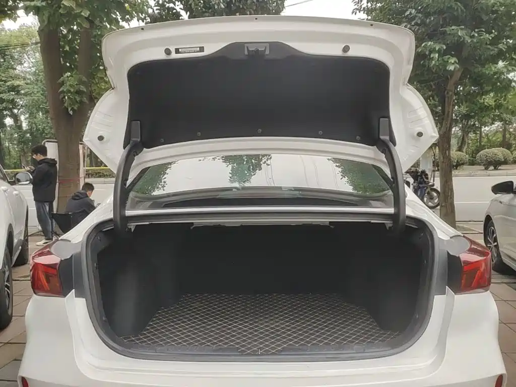 Changan Eado — миниатюра 19