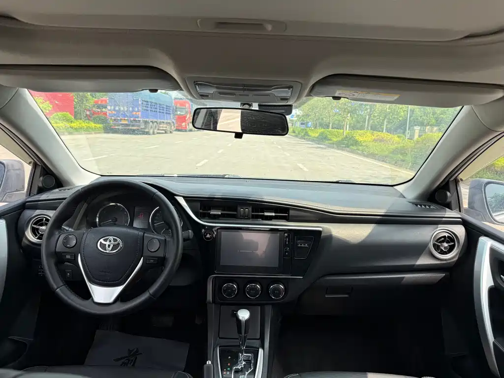 Toyota Corolla — миниатюра 9