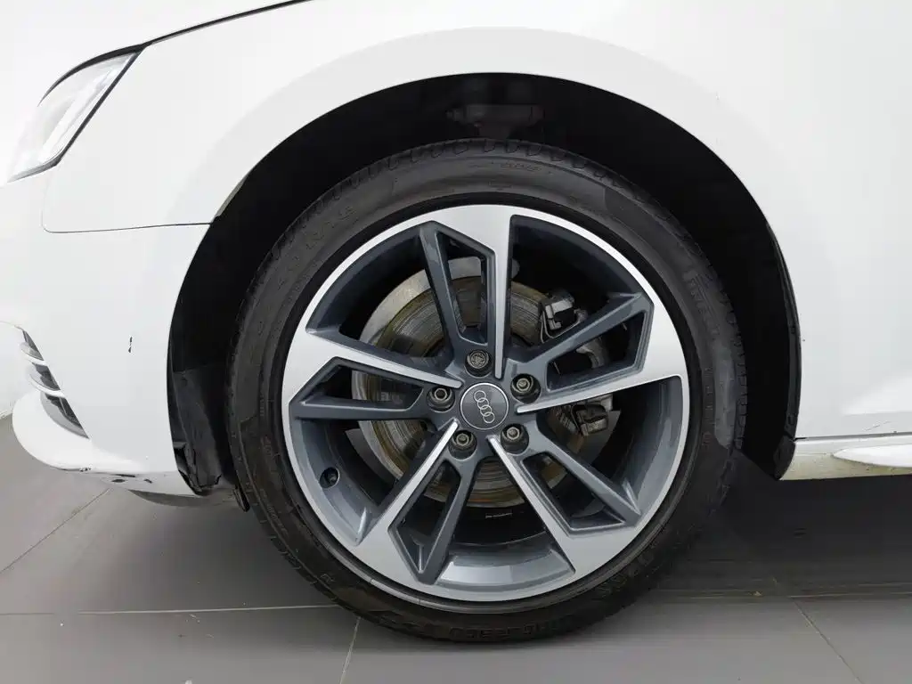 Audi A4L — миниатюра 17