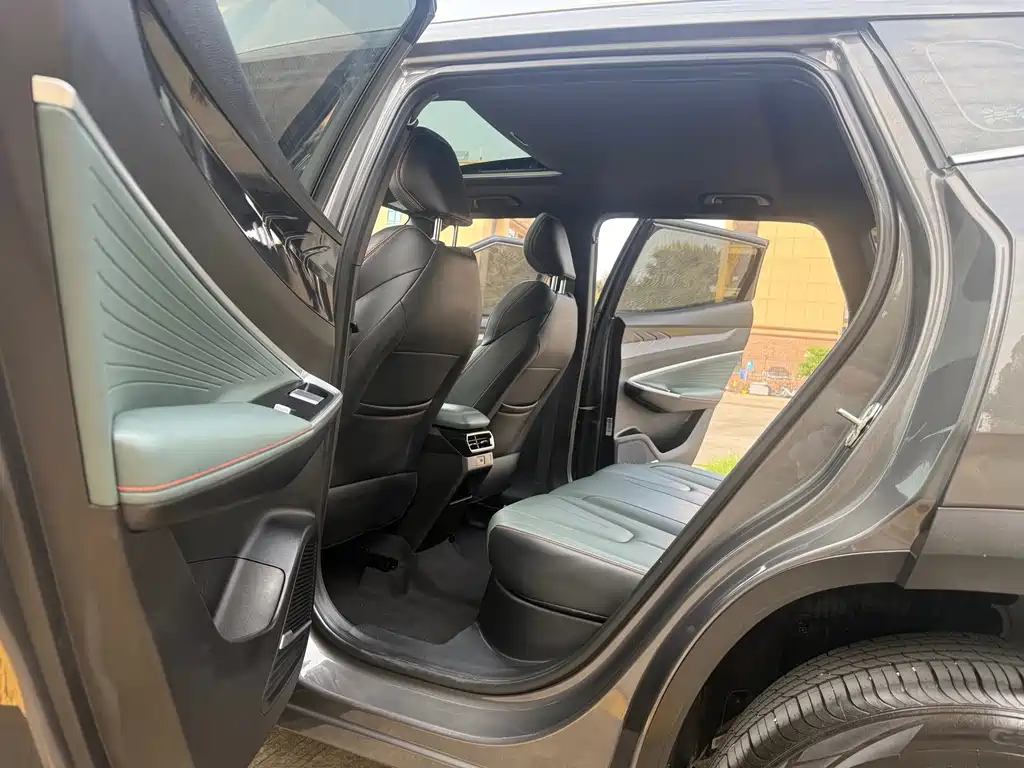Geely Boyue — миниатюра 18