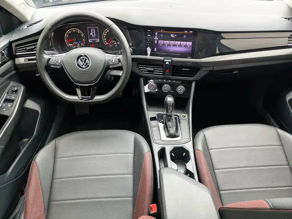 Volkswagen Bora — миниатюра 5