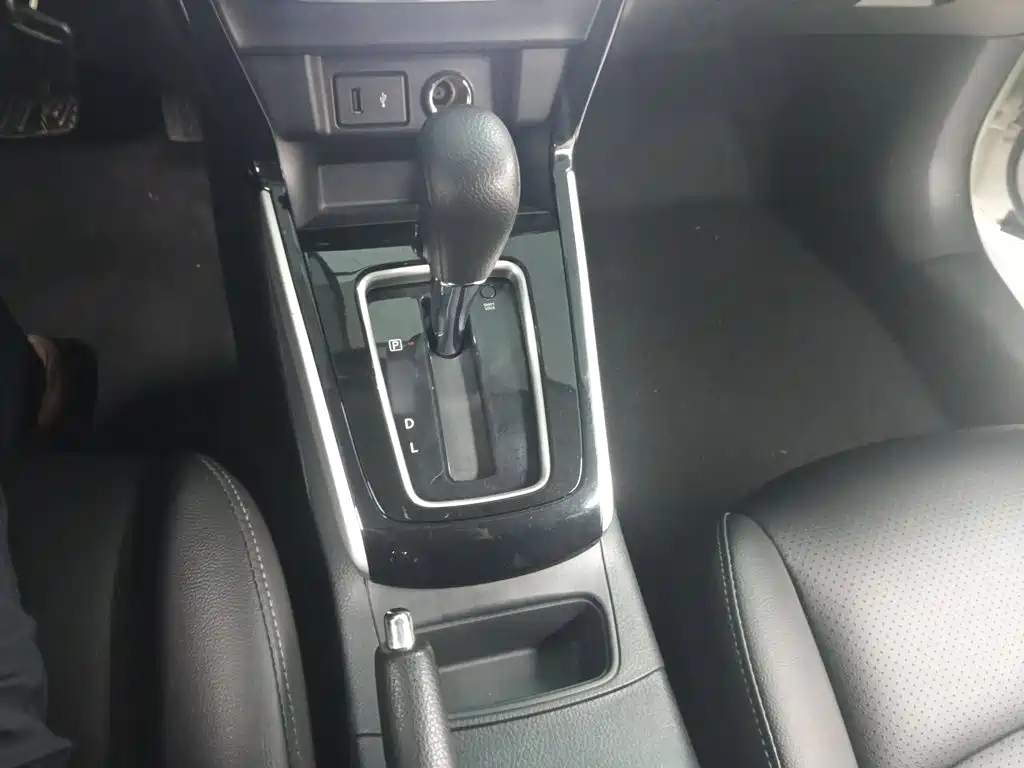 Nissan Sylphy — миниатюра 8