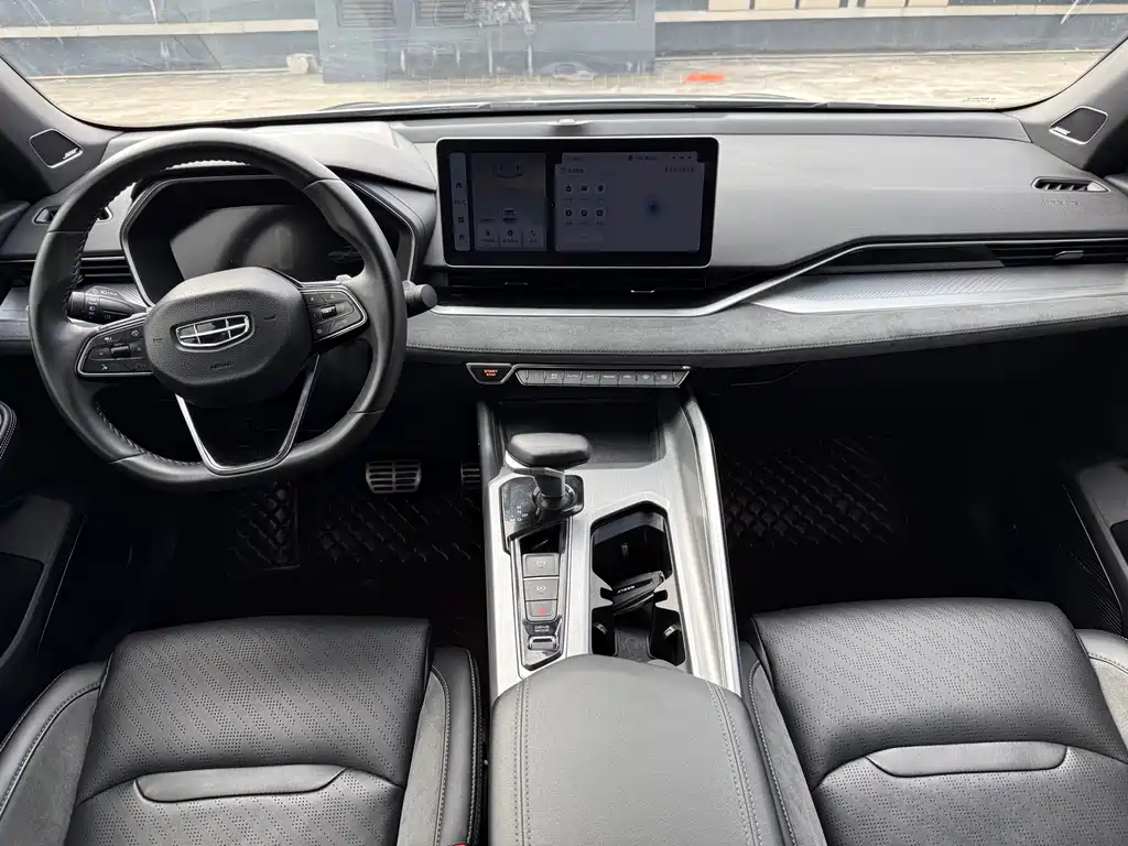 Geely Preface 2023 2.0TD