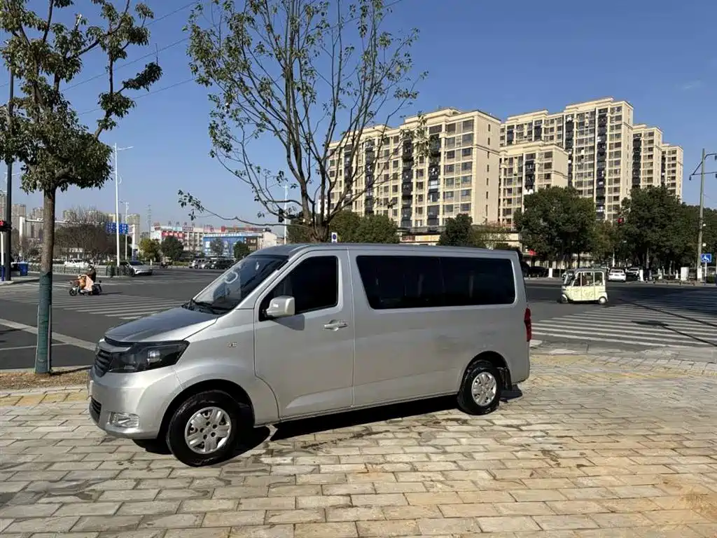 CHANGAN CHANGAN RUIXING M70