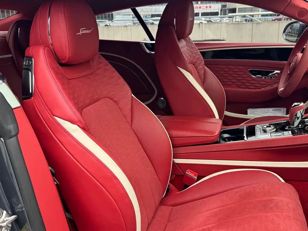 BENTLEY CONTINENTAL PLUG IN HYBRID