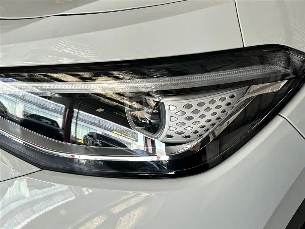 VOLKSWAGEN ID.4 CROZZ