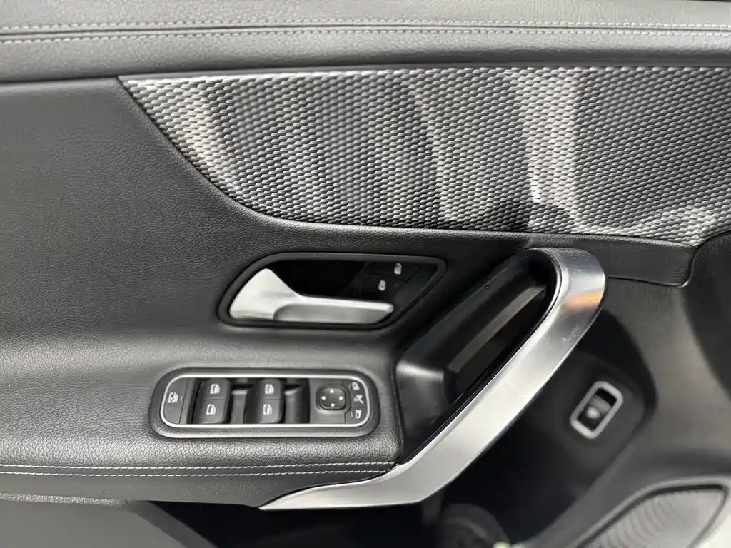 Mercedes-Benz A-Class A 2022 A 200 L Sport Fashion