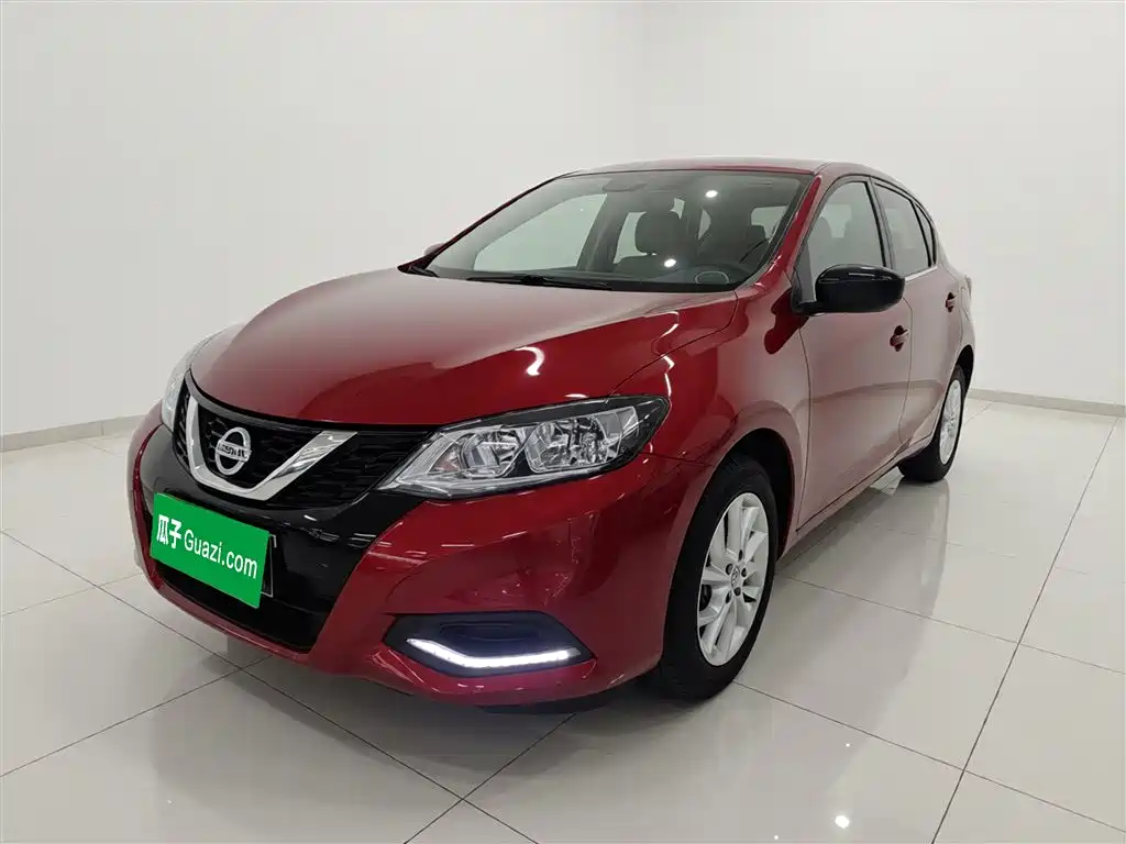 Nissan Tiida 2022