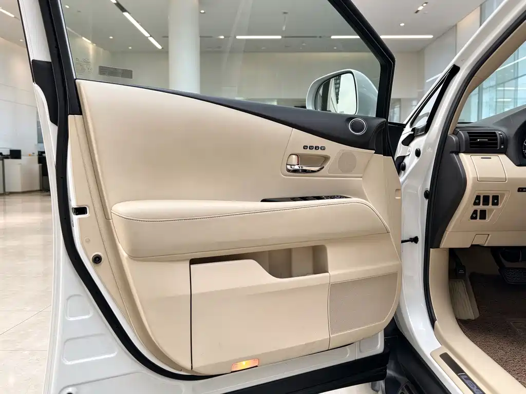 Lexus RX Classic — миниатюра 18