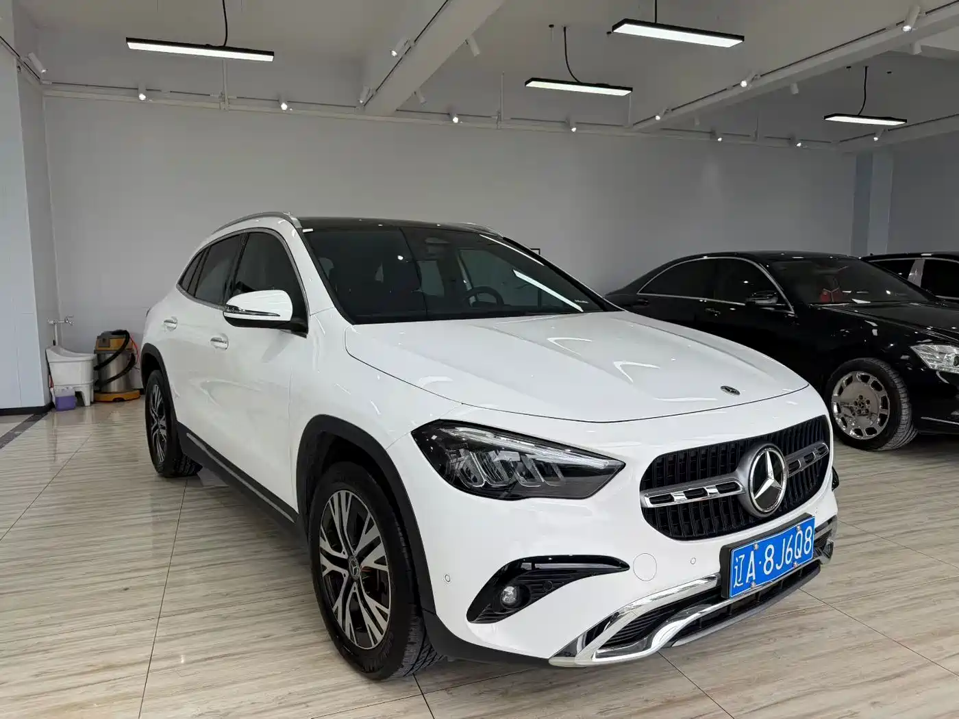 奔驰GLA 2024款 GLA 220 4MATIC 2024