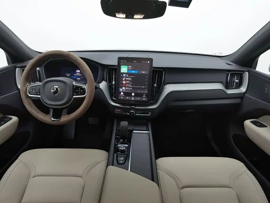 Volvo XC60 — миниатюра 5