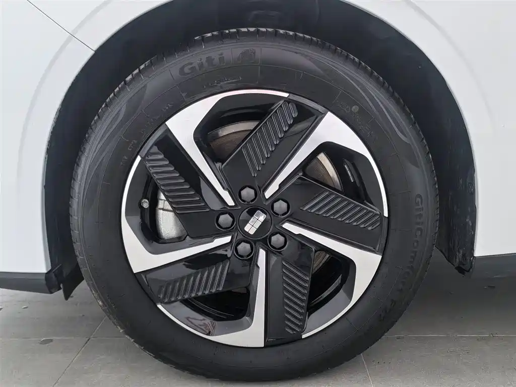 GEELY GALAXY GALAXY L6