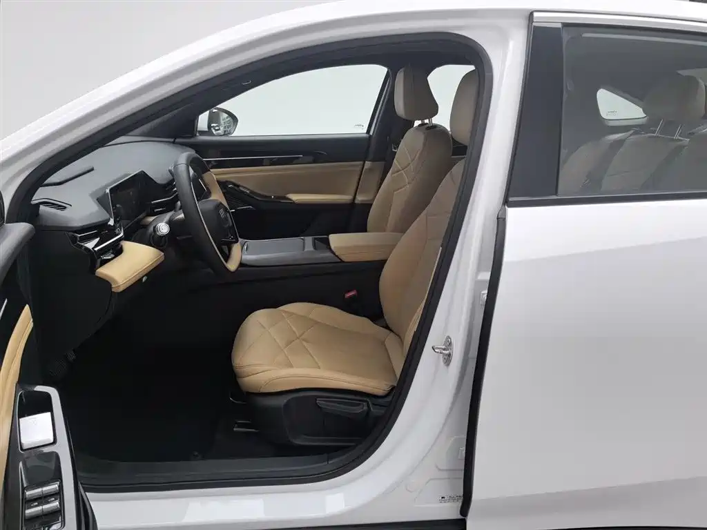 GEELY GALAXY GALAXY L6