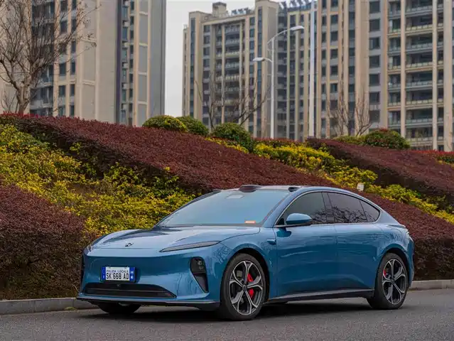 NIO NIO ET5 2023