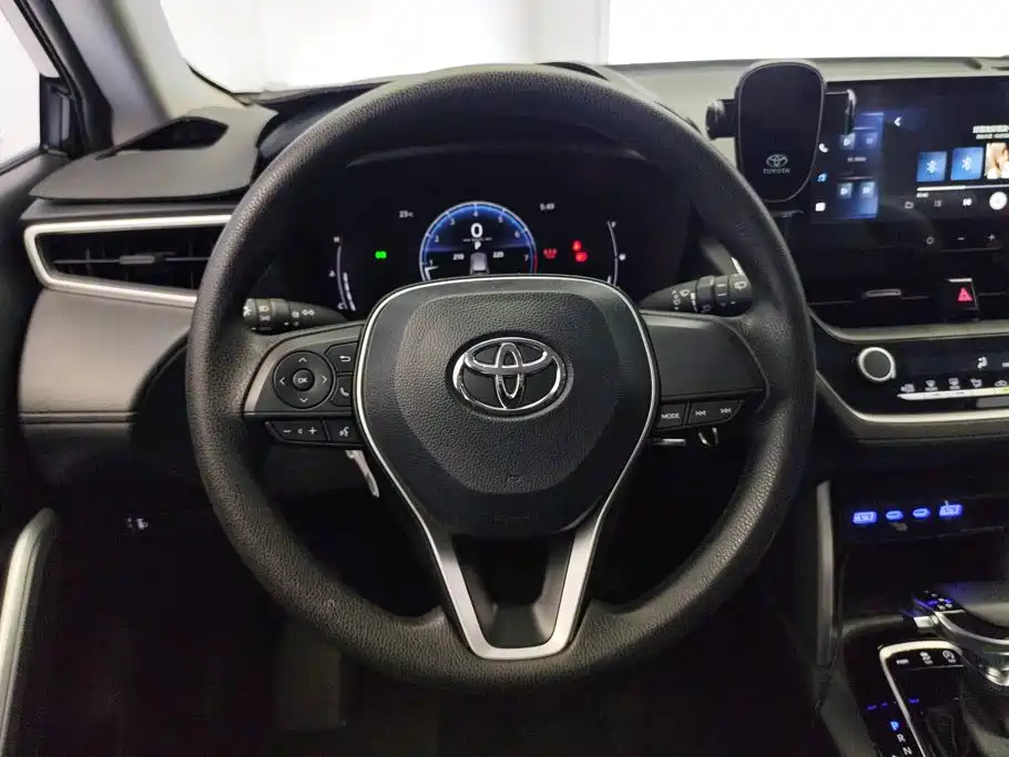 Toyota Frontlander — миниатюра 15