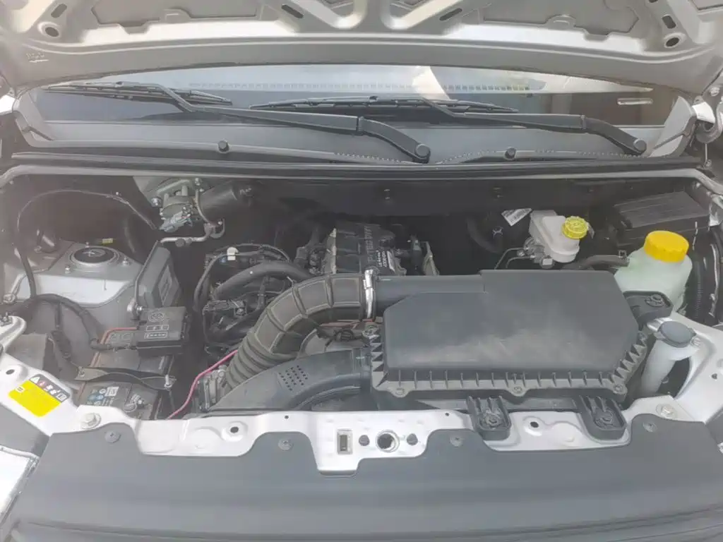 Wuling Hongguang V — миниатюра 20