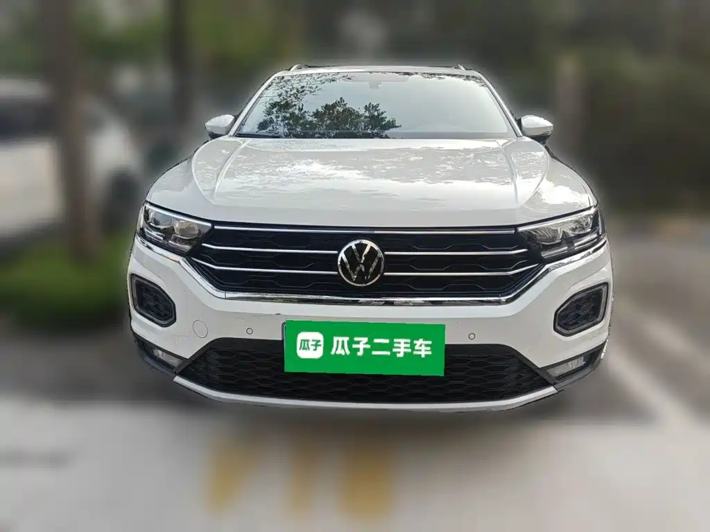 Volkswagen T-Roc — миниатюра 2