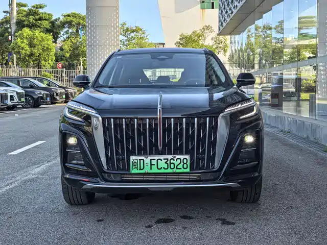 RED FLAG HONGQI HS3 PHEV 2024