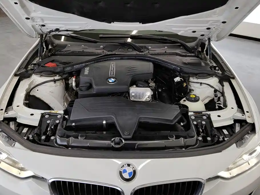 BMW 3 Series — миниатюра 10