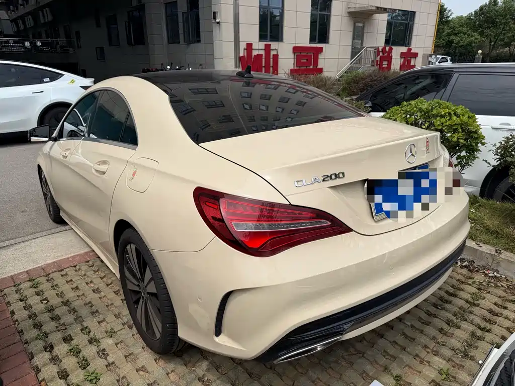 Mercedes-Benz CLA (Import) — миниатюра 3