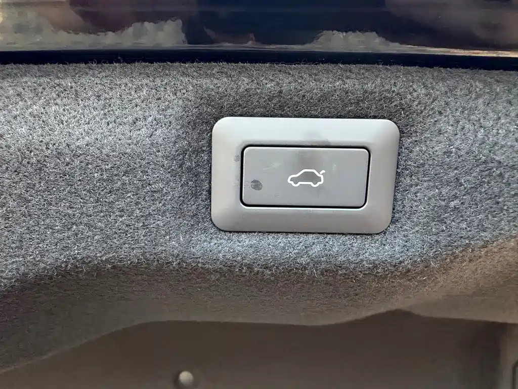 Chery Arrizo 8 — миниатюра 32