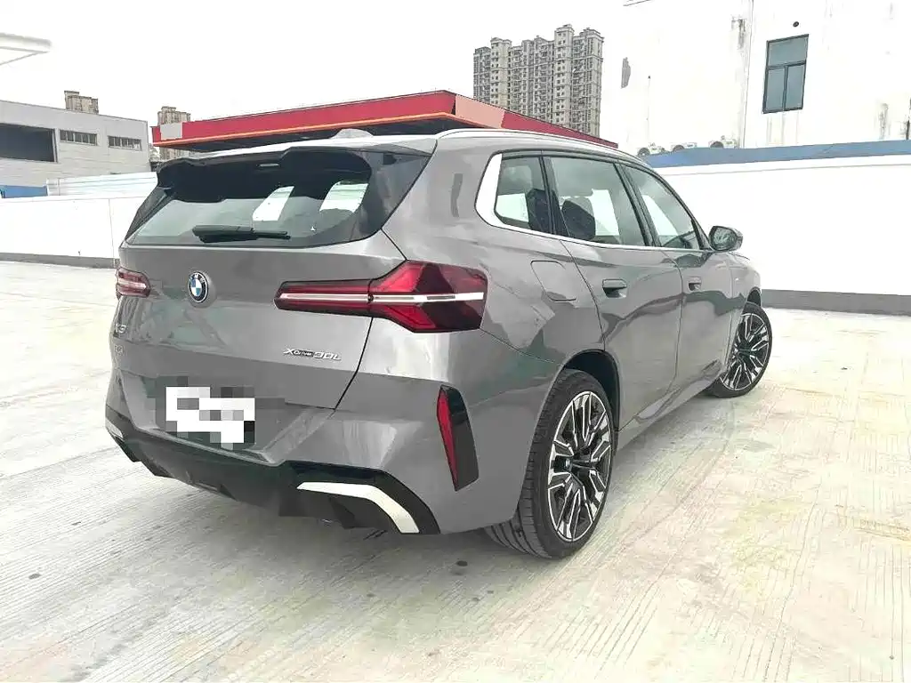 BMW X3 — миниатюра 8
