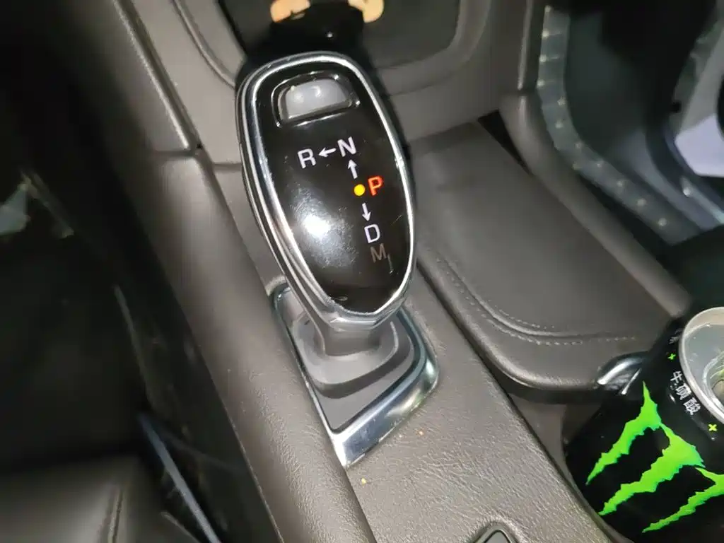 Cadillac XT5 — миниатюра 10