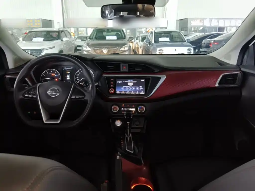 Nissan Bluebird — миниатюра 10