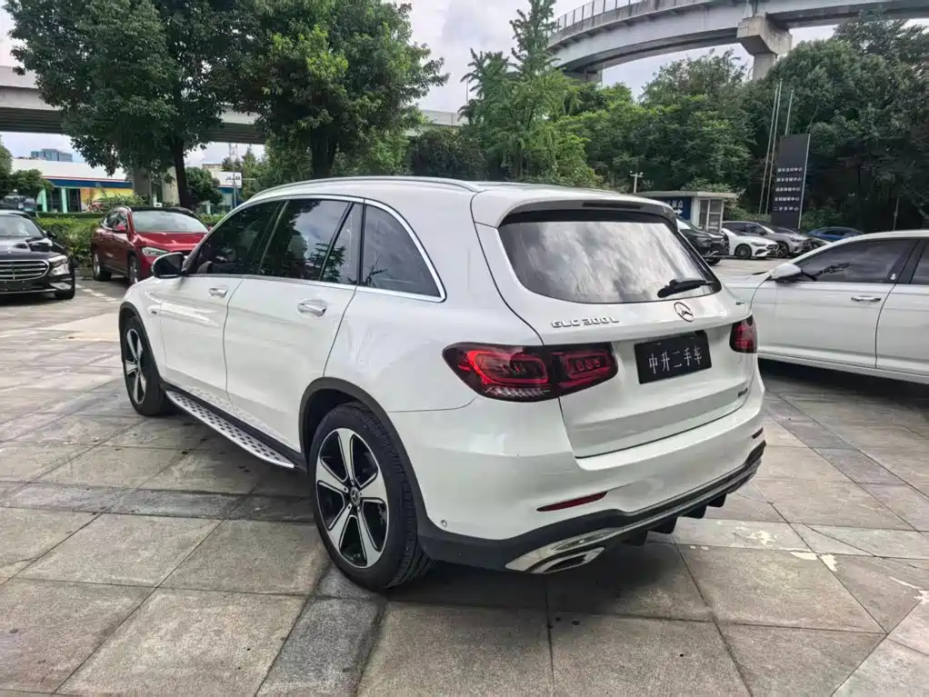 Mercedes-Benz GLC — миниатюра 5