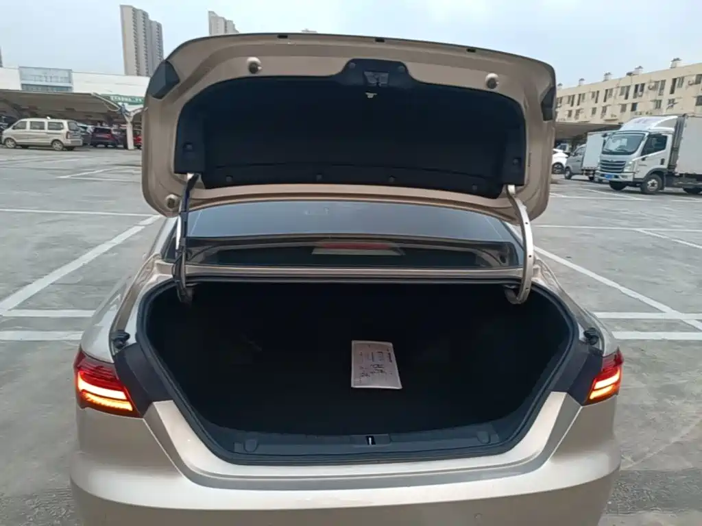 Geely Binrui — миниатюра 19