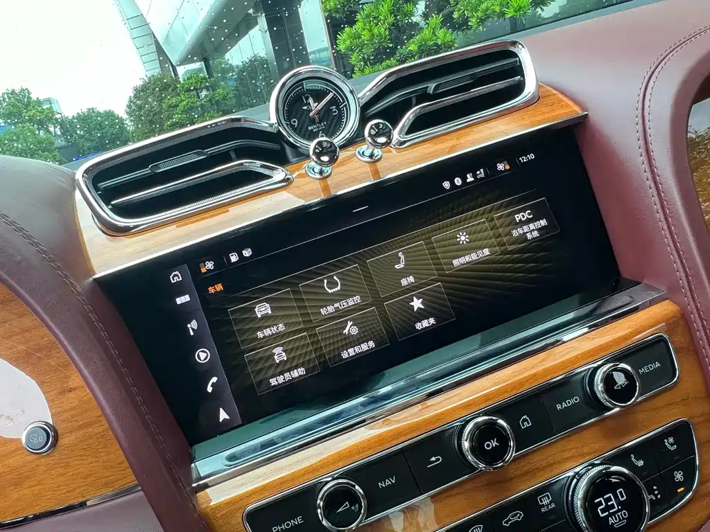 Bentley Bentayga — миниатюра 5