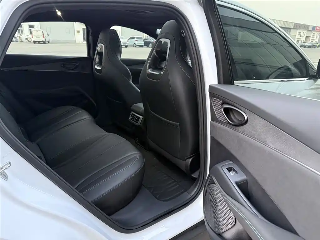 BYD SEAL 06 NEW ENERGY