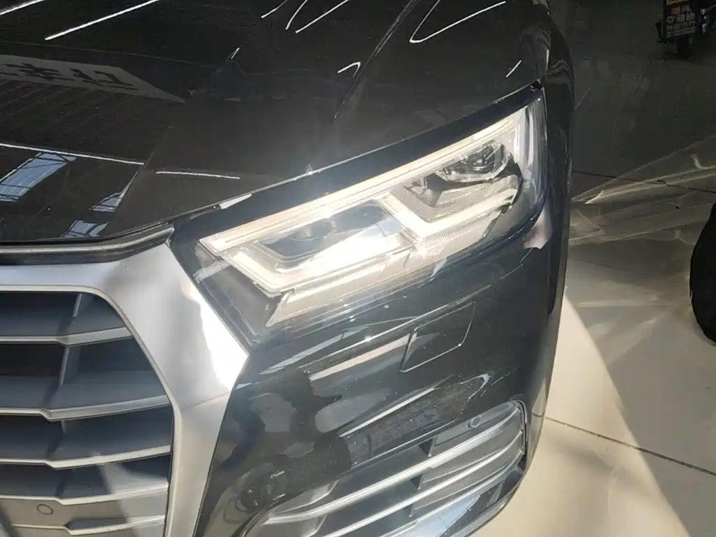 Audi Q5L — миниатюра 24