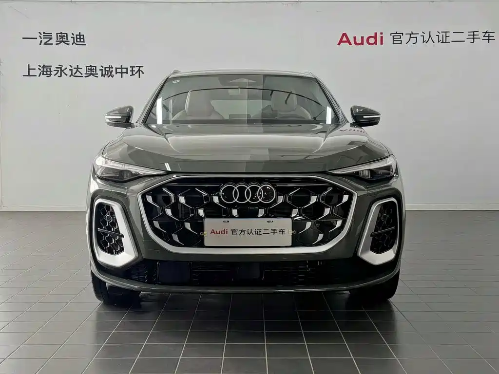 Audi Q5L — миниатюра 2