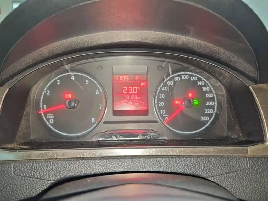 Volkswagen Santana — миниатюра 12