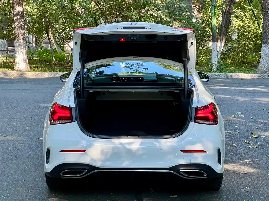 Mercedes-Benz A-Class — миниатюра 9