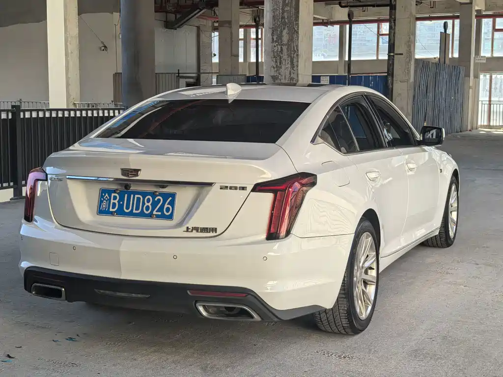 Cadillac CT5 — миниатюра 6