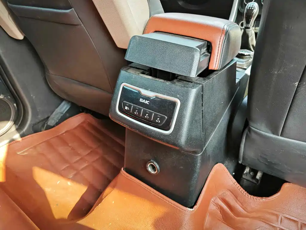 BAIC HUANSU BAIC MAGIC SPEED S3