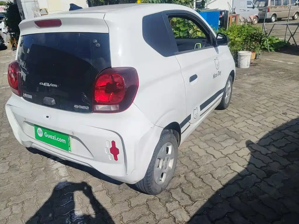 Roewe Clever — миниатюра 8