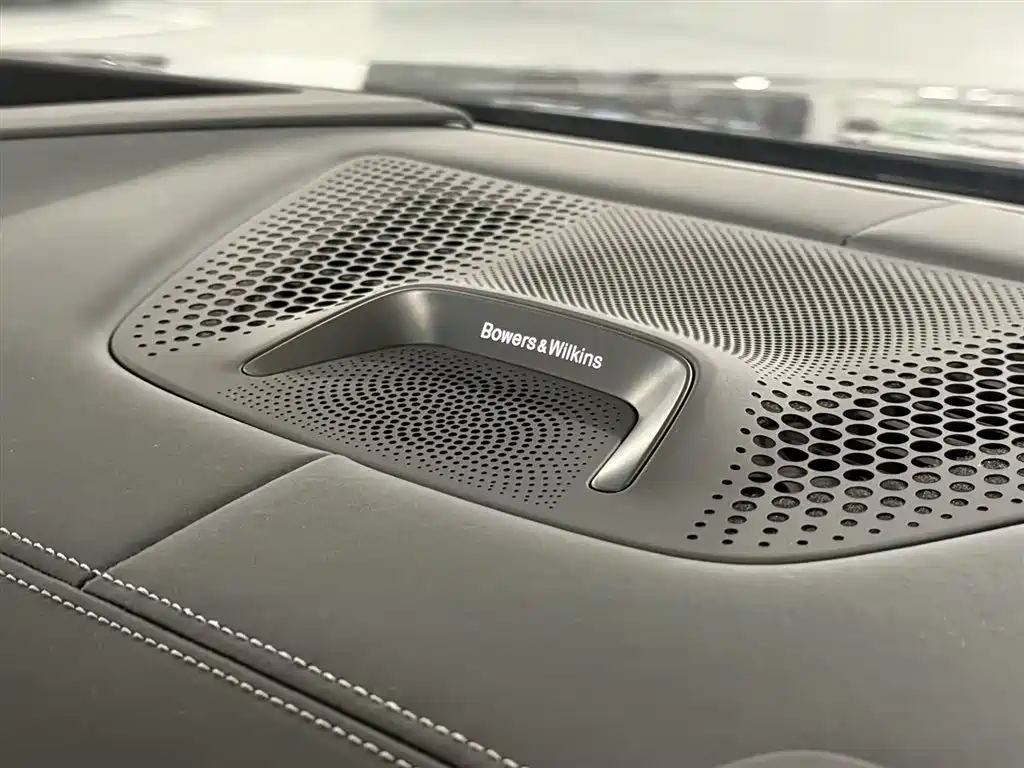 BMW X7 — миниатюра 9