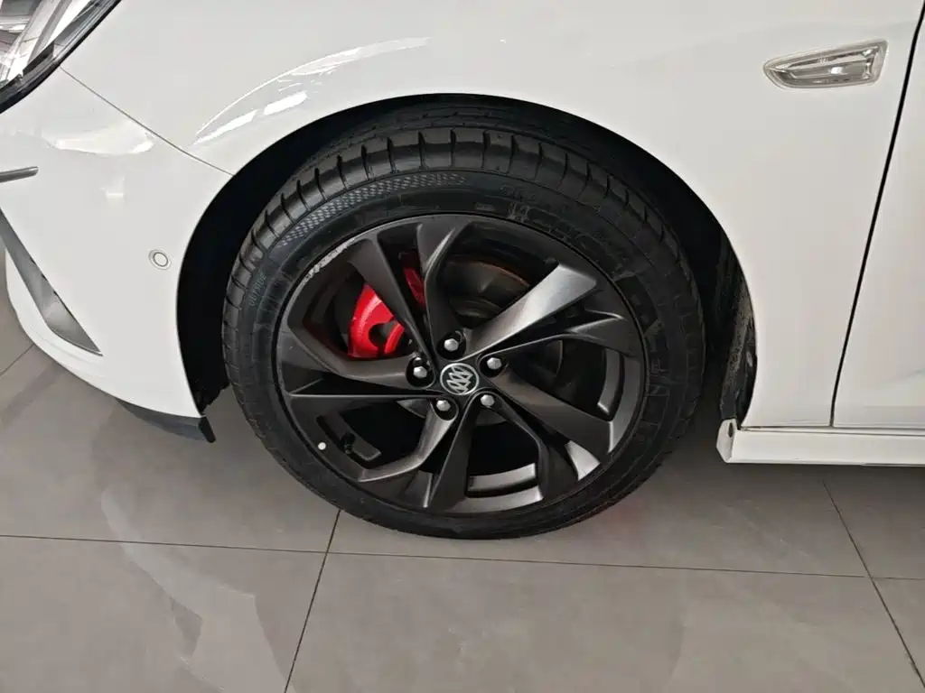 Buick Verano — миниатюра 23