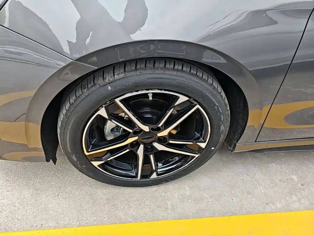 Geely Binrui — миниатюра 23