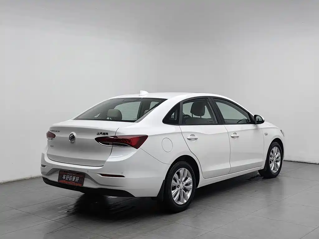 Buick Excelle — миниатюра 2