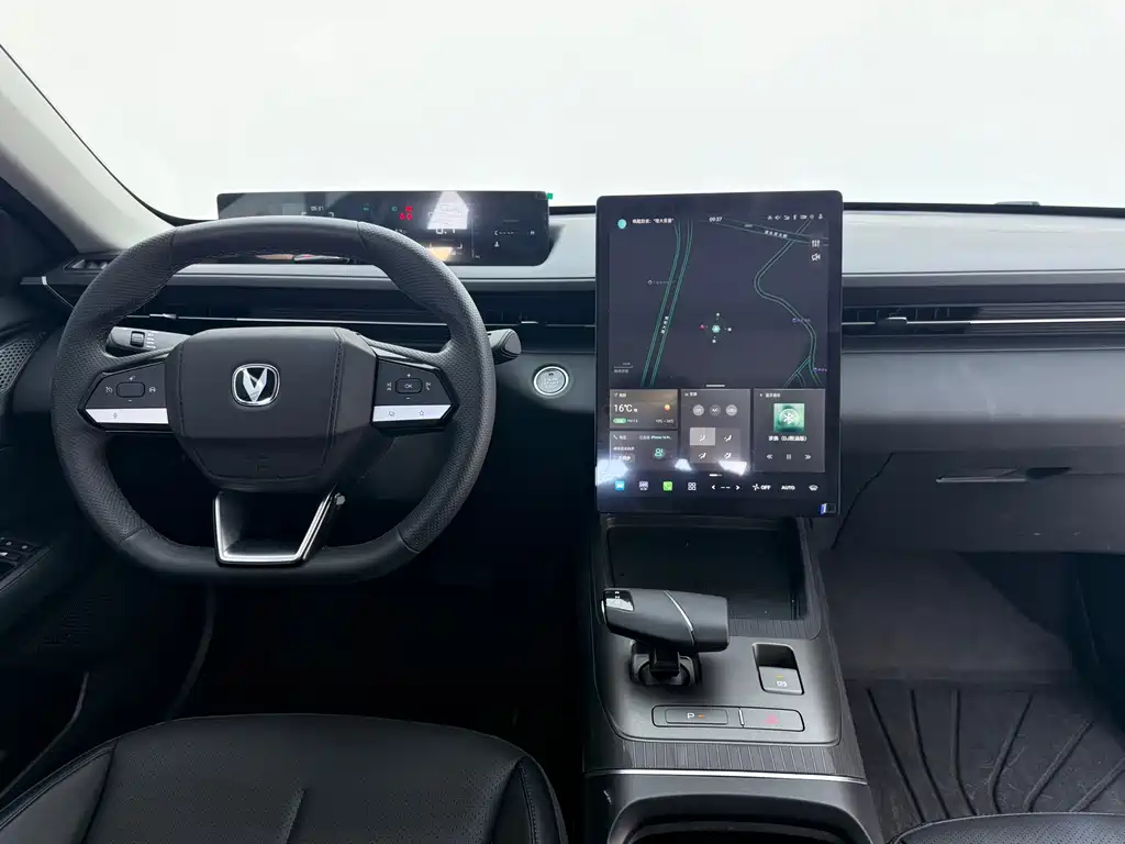 Changan Eado — миниатюра 4