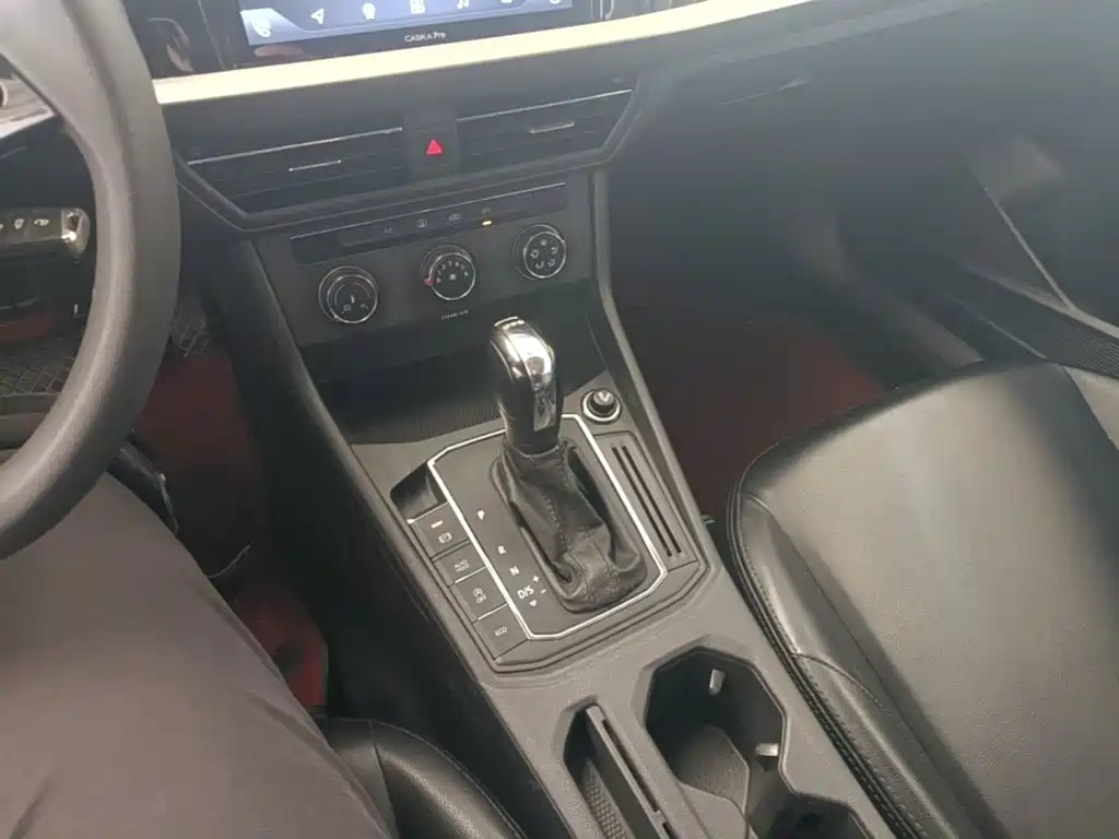 Volkswagen Lavida — миниатюра 14