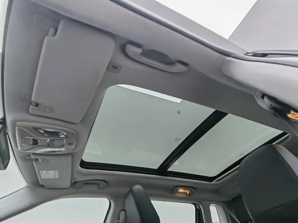 Jeep Compass — миниатюра 14