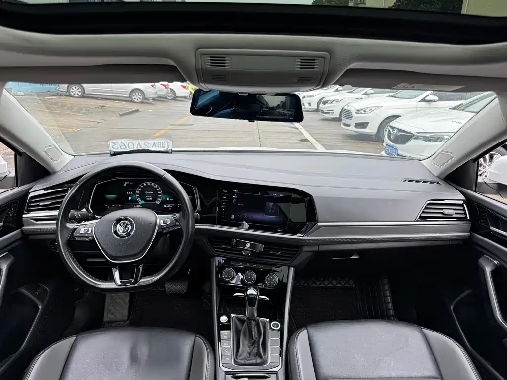 Volkswagen Sagitar — миниатюра 10